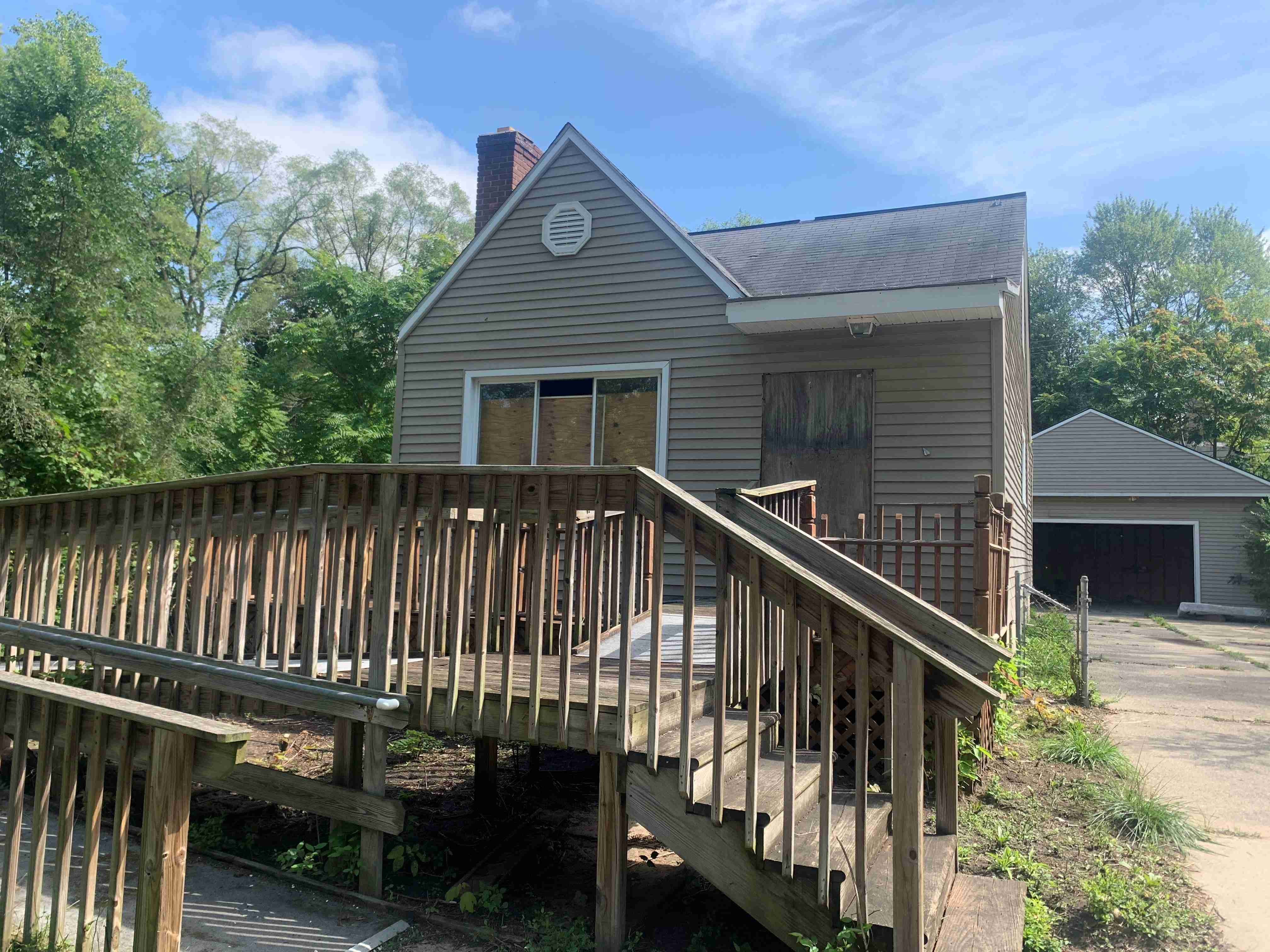 15854 Grayfield front exterior 9-11-20.jpg